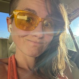 Meet your Posher, Heather